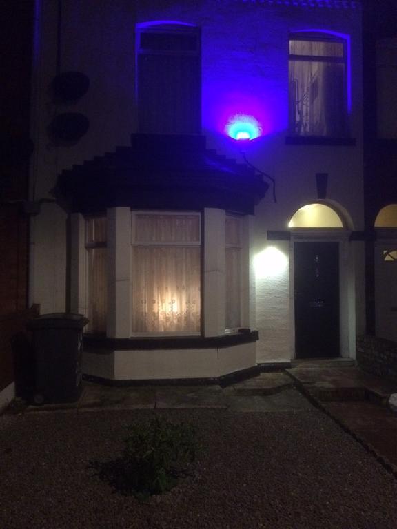 The Kingscliffe Guesthouse Manchester Exterior photo